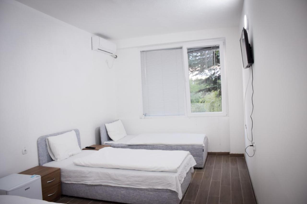 Vila Oska Vinica Экстерьер фото
