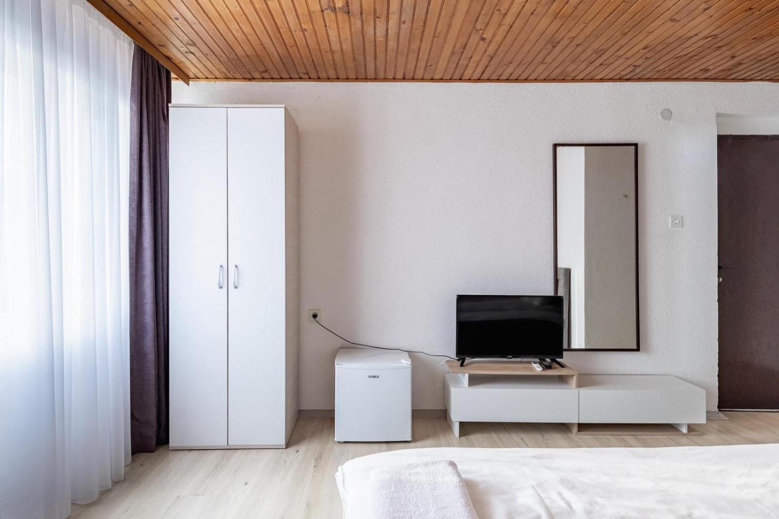 Vila Oska Vinica Экстерьер фото